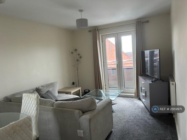 Flat Welland Road in Derby