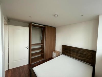 Flat Finchley Road in Greater London