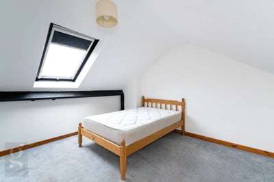 Room Grenfell Road in Hereford