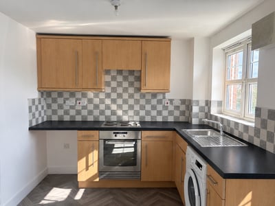 Flat Regency Square in Warrington