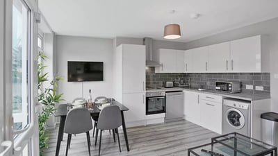 Flat Cambridge Heath Road in Greater London