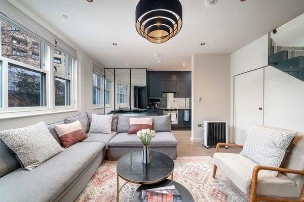 Flat McLeod's Mews in Greater London