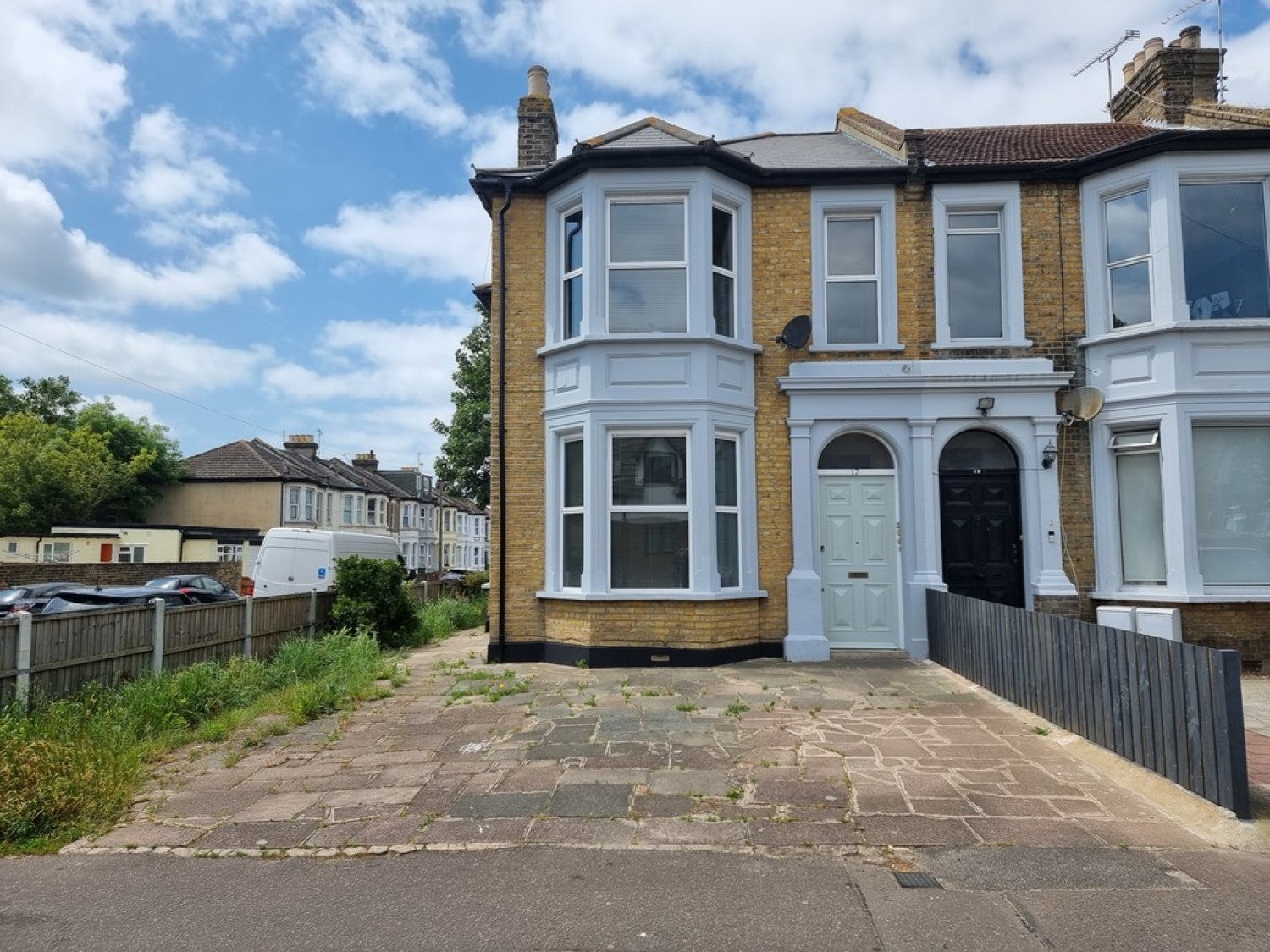 Flat York Road in Southend-on-Sea