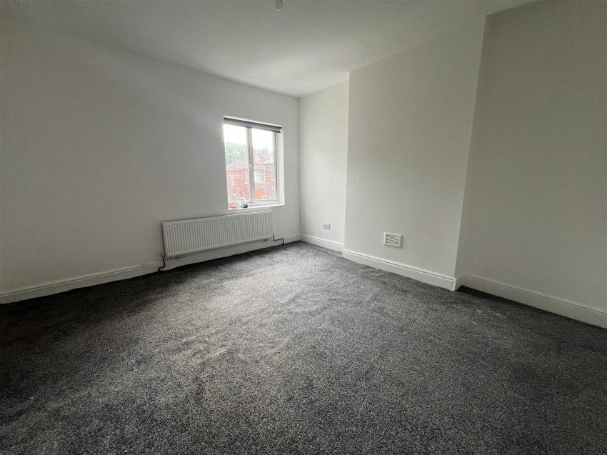 Room High Bank in Manchester