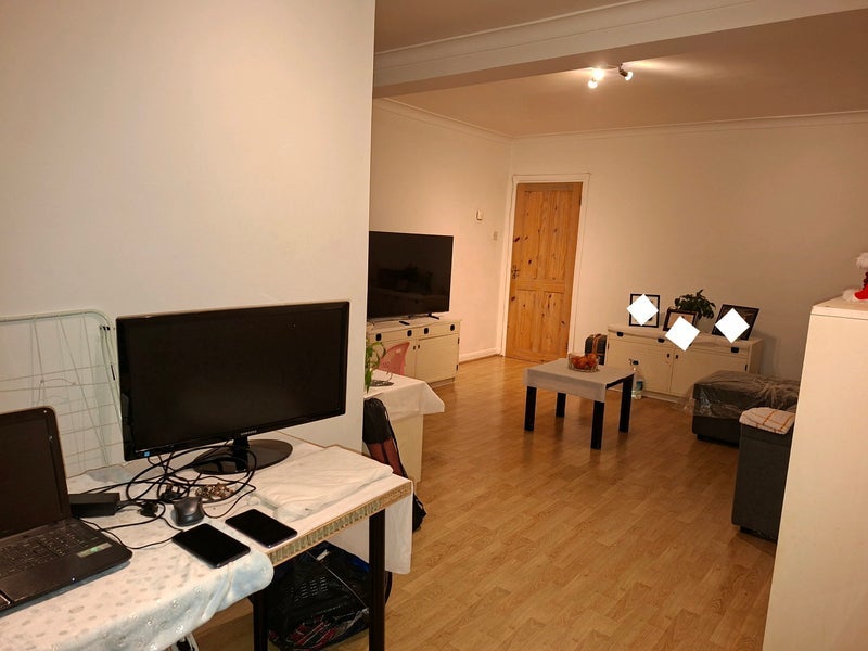 Room Selsdon Road in Greater London