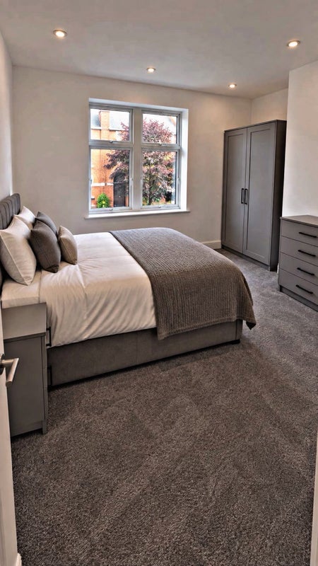 Room College Street in Nottingham