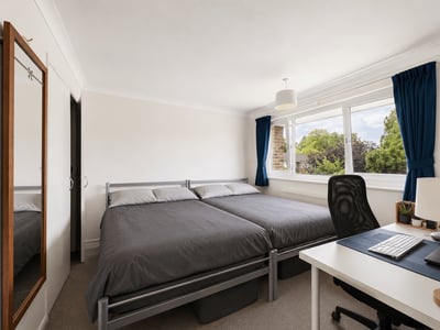House Somner Close in Canterbury
