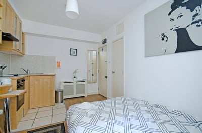 Flat Fairholme Road in Greater London