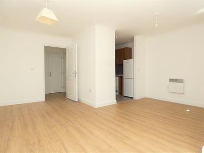 Flat Tannery Way North in Canterbury
