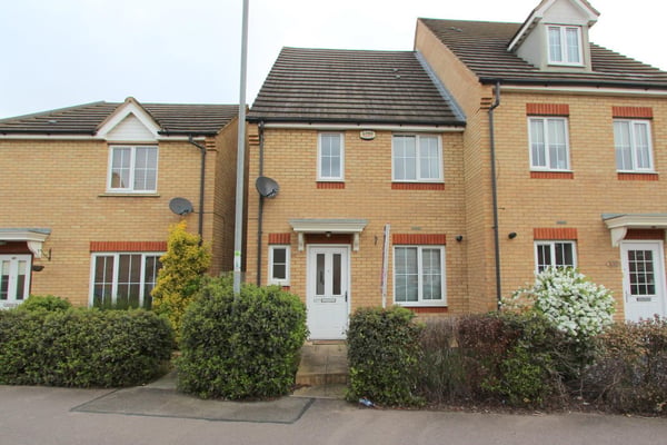 House Johnson Drive in Leighton Buzzard