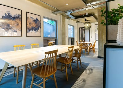 Flat Harriott Close in Greater London