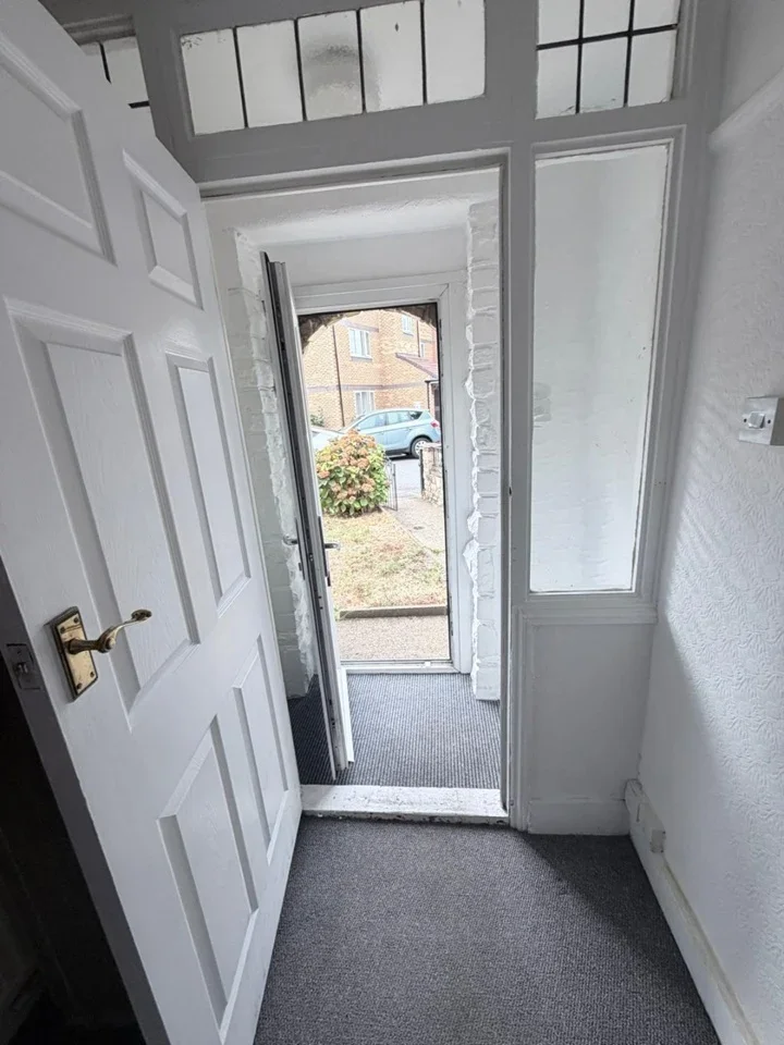 House Eleanor Way in Waltham Cross