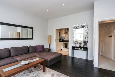 Flat Harcourt Terrace in Greater London