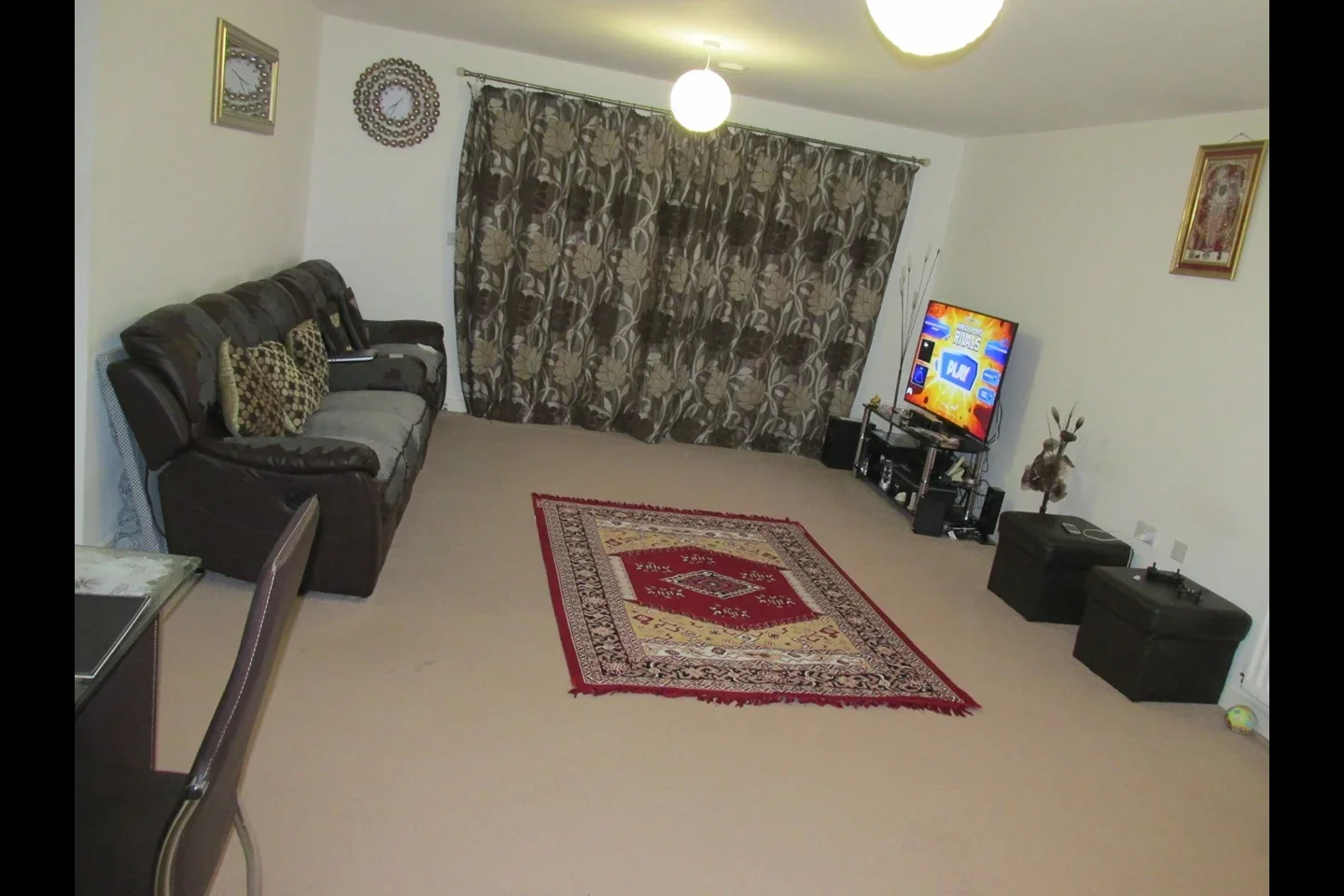 Flat Harlequin Close in Greater London