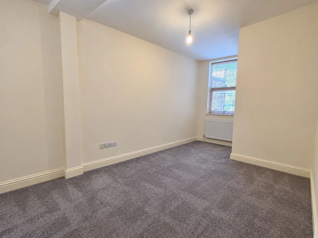 Flat East End Road in Greater London