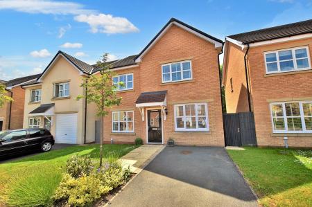 House Banks Crescent in South Kesteven