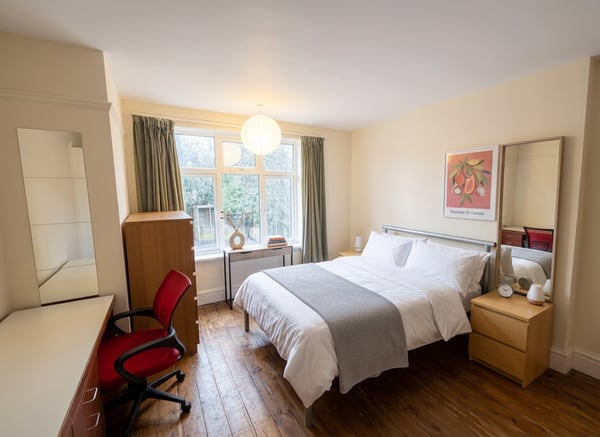 Flat Charnock Avenue in Nottingham