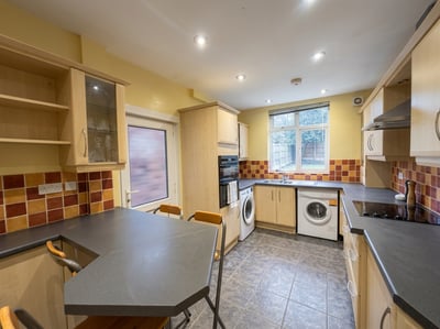 Flat Charnock Avenue in Nottingham