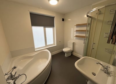 Flat Charnock Avenue in Nottingham