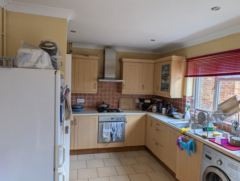 Room Burrfield Drive in Greater London