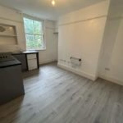 Room Western Road in Hove