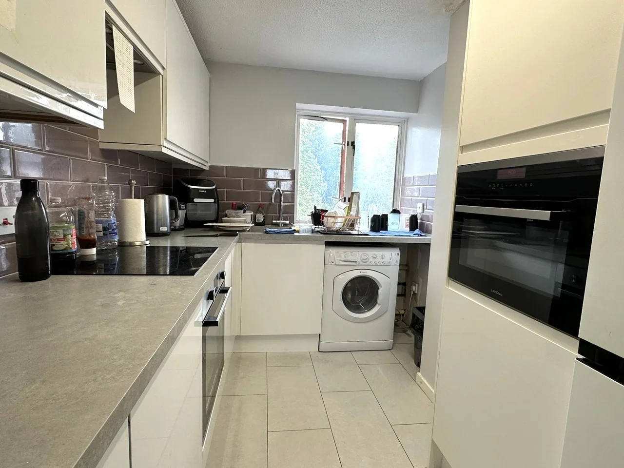 Flat Eleanor Way in Waltham Cross