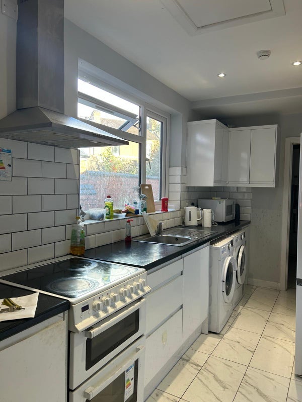 Room Gulson Road in Coventry
