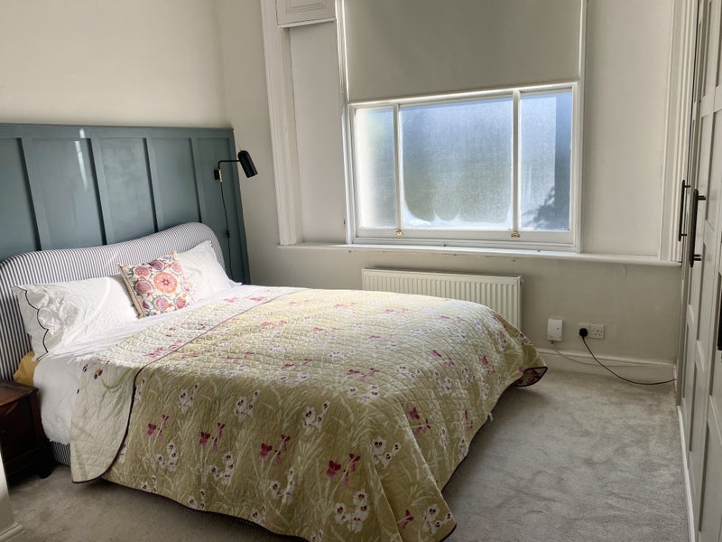 Room Eburne Road in Greater London