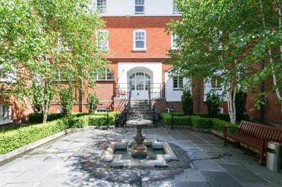 Room Fulham Palace Road in Greater London