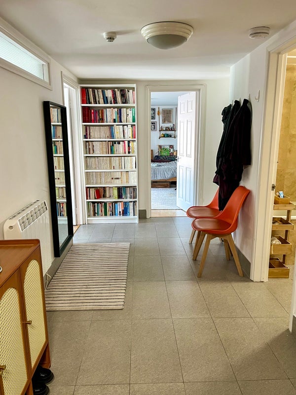 Room Morning Lane in Greater London