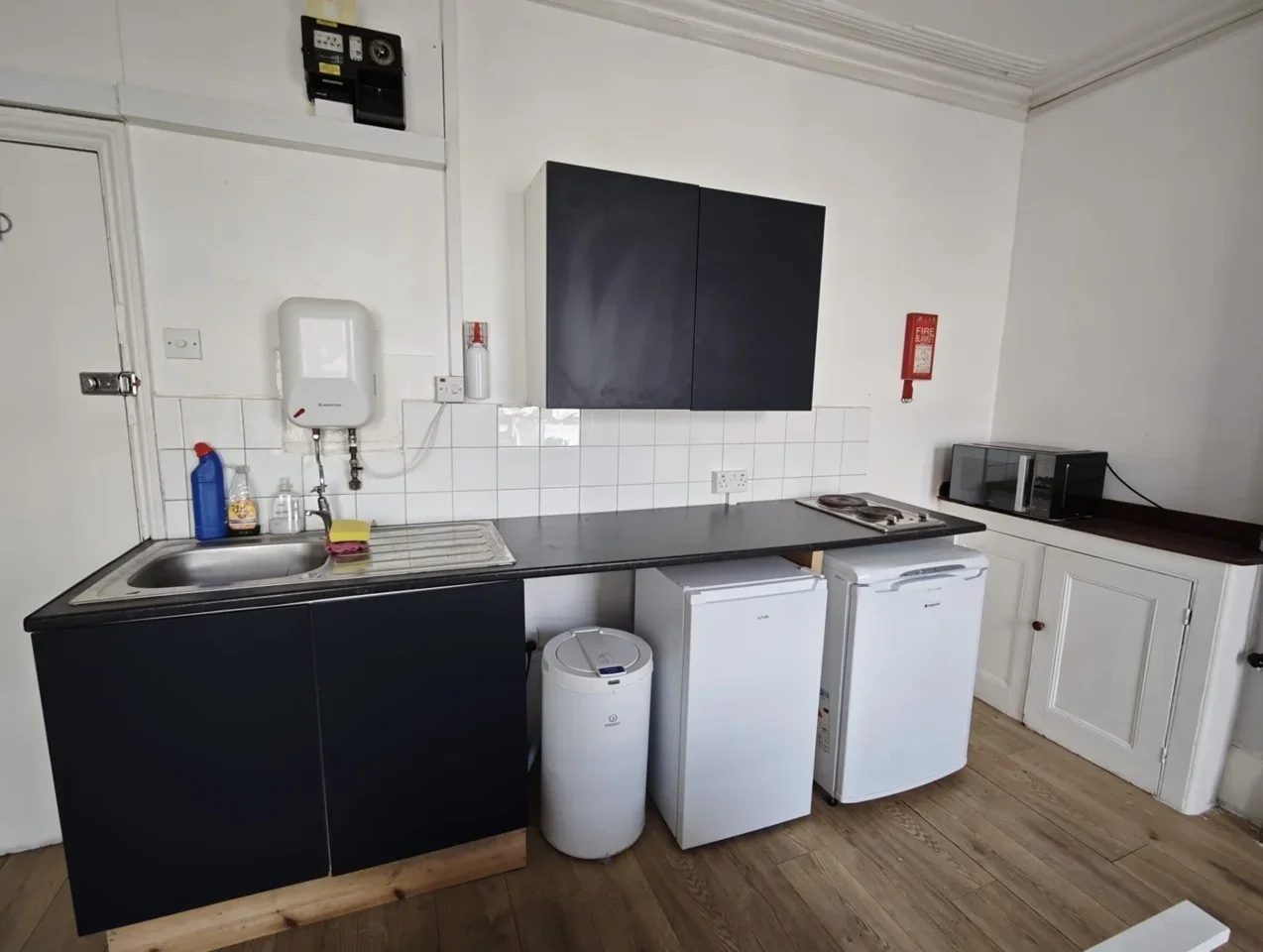 Room Offord Road in Greater London