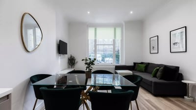 Flat Cromwell Road in Greater London