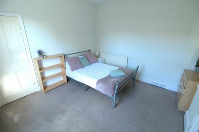 Room Richmond Road in Lincoln