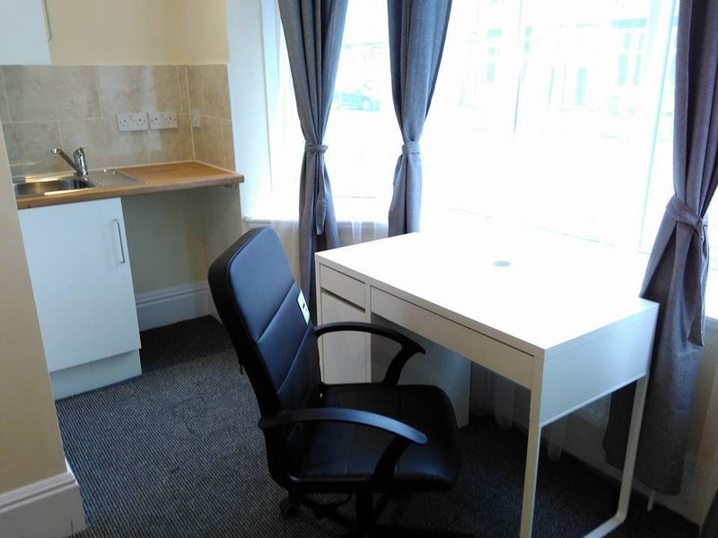 Room Friars' Road in Coventry