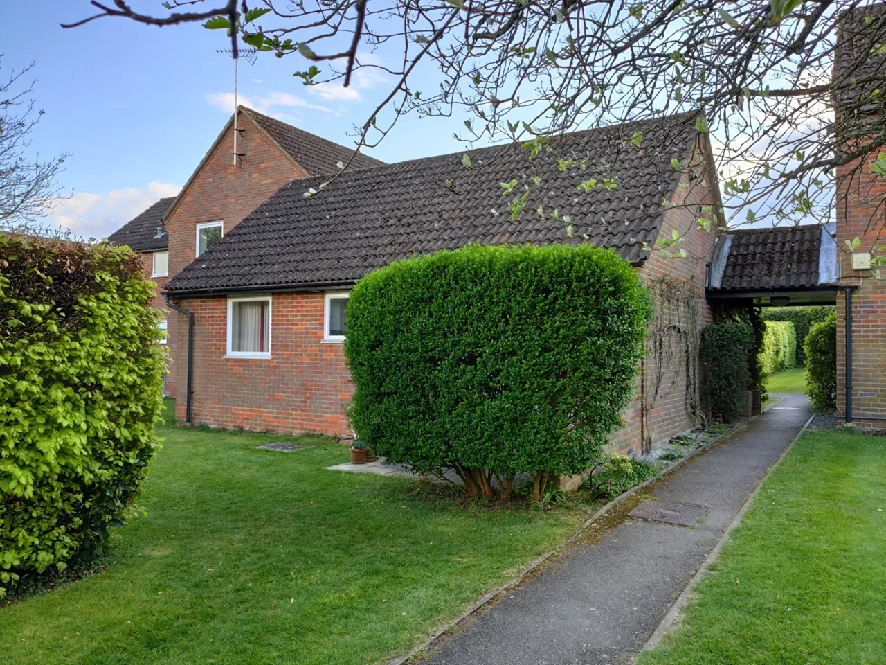 House St Johns Road in Tylers Green