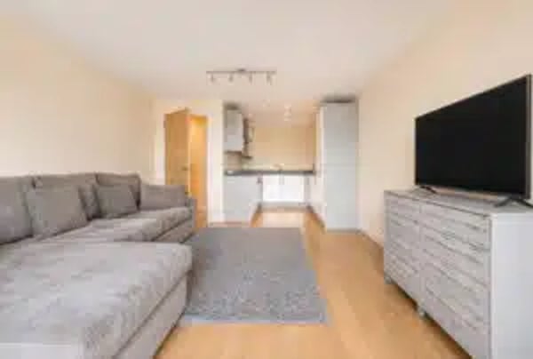 Flat Wilmington Close in Watford