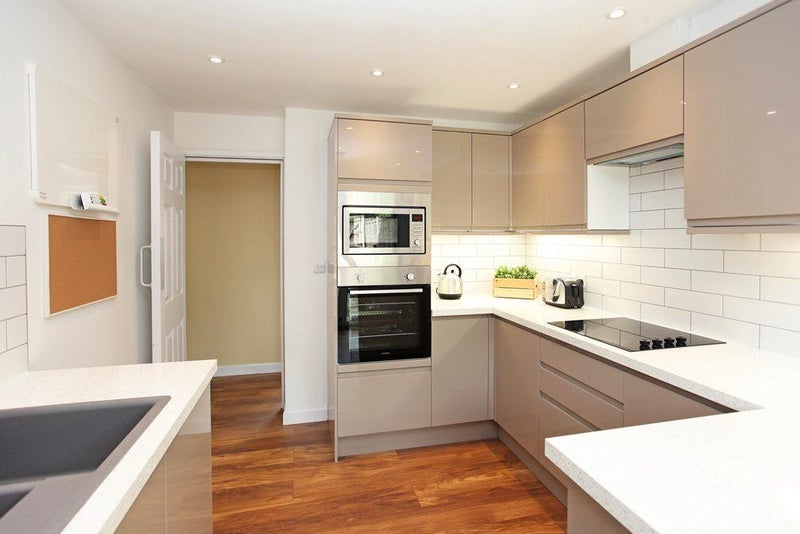 Room Dallamoor in Telford
