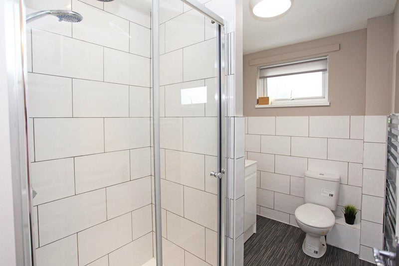 Room Dallamoor in Telford