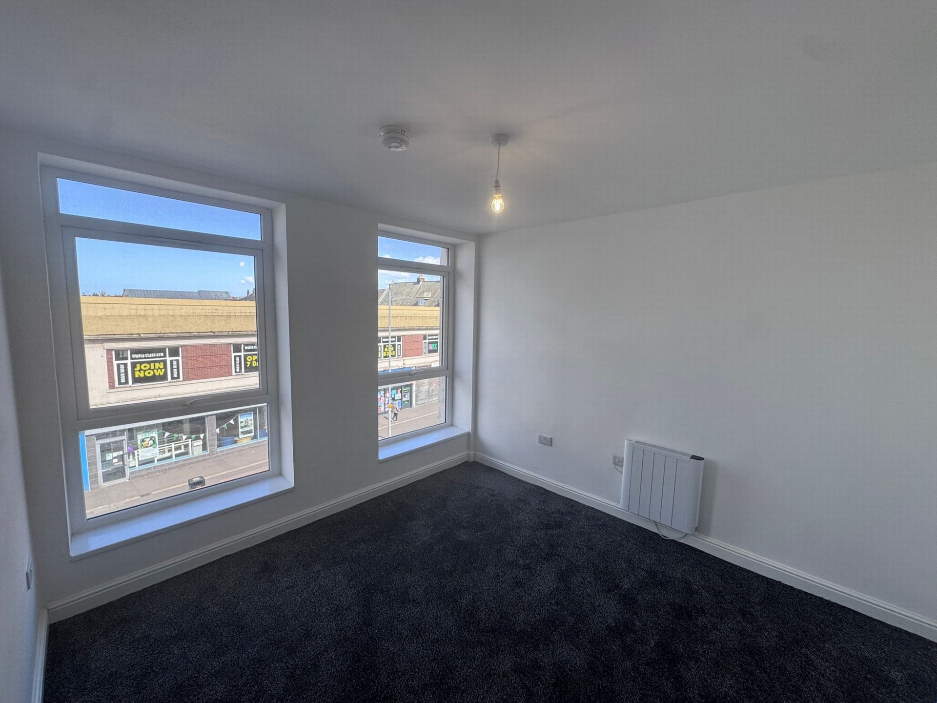 Flat Wallasey Road in Wallasey