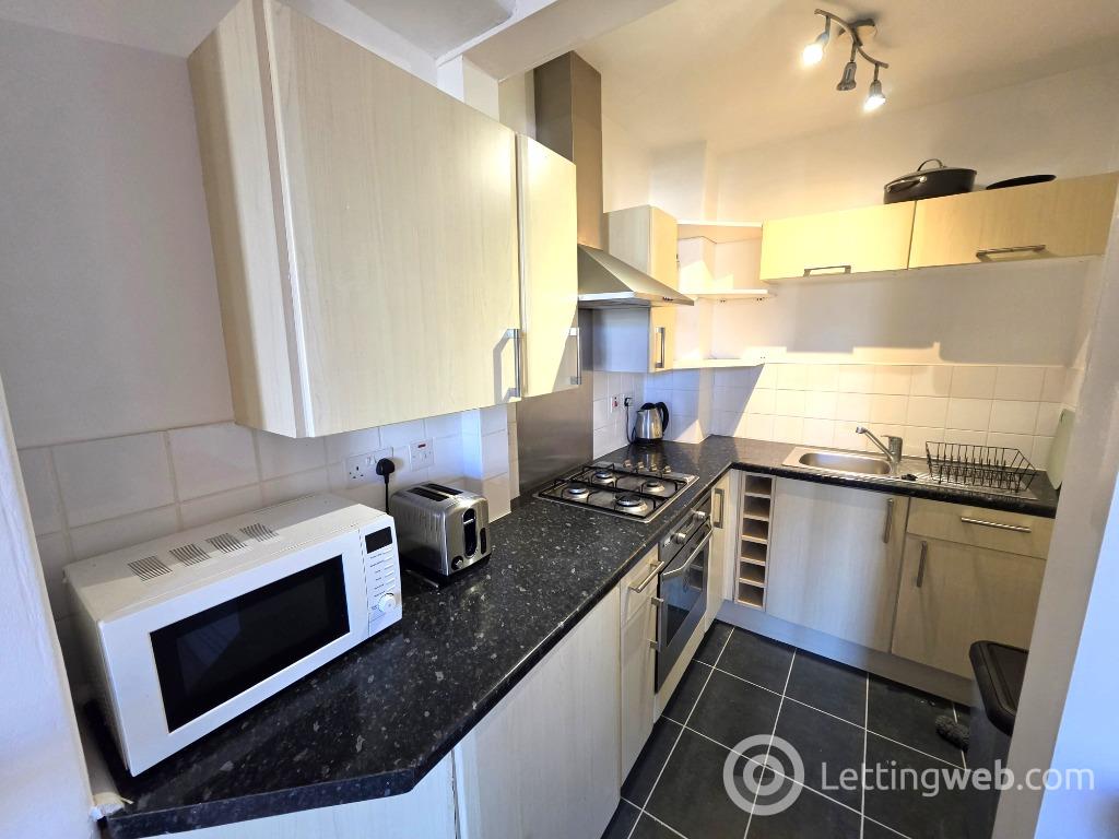 Flat Fonthill Road in Aberdeen City