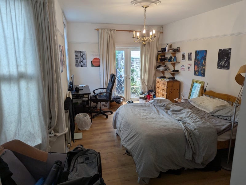 Room Poplar Avenue in Birmingham