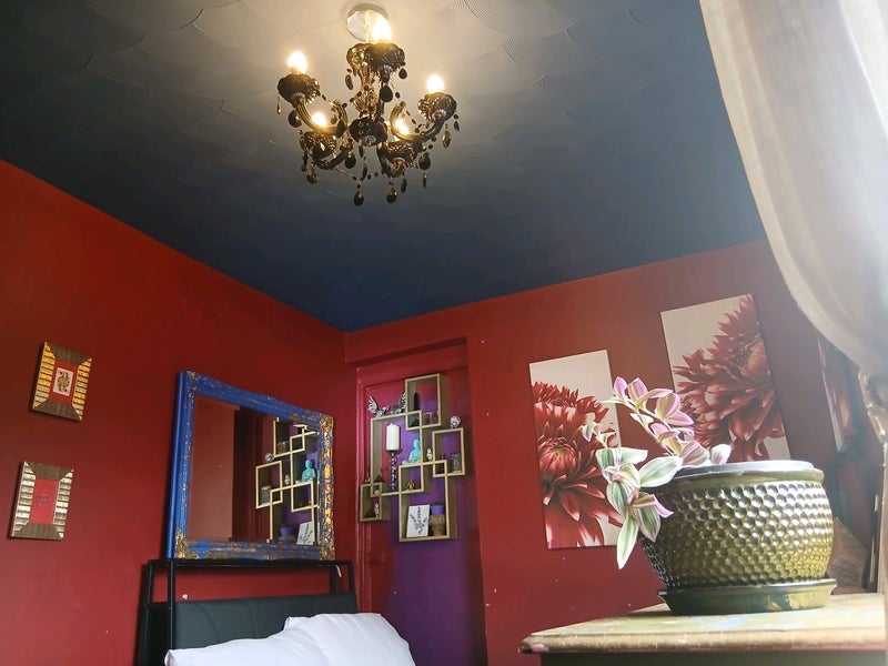 Room Hermon Hill in Greater London