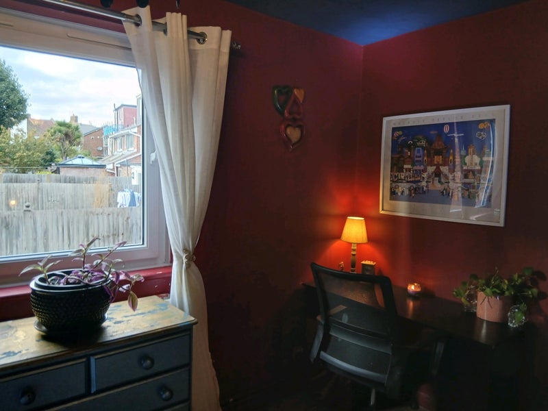Room Hermon Hill in Greater London