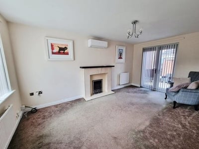 House Samian Close in Bassetlaw