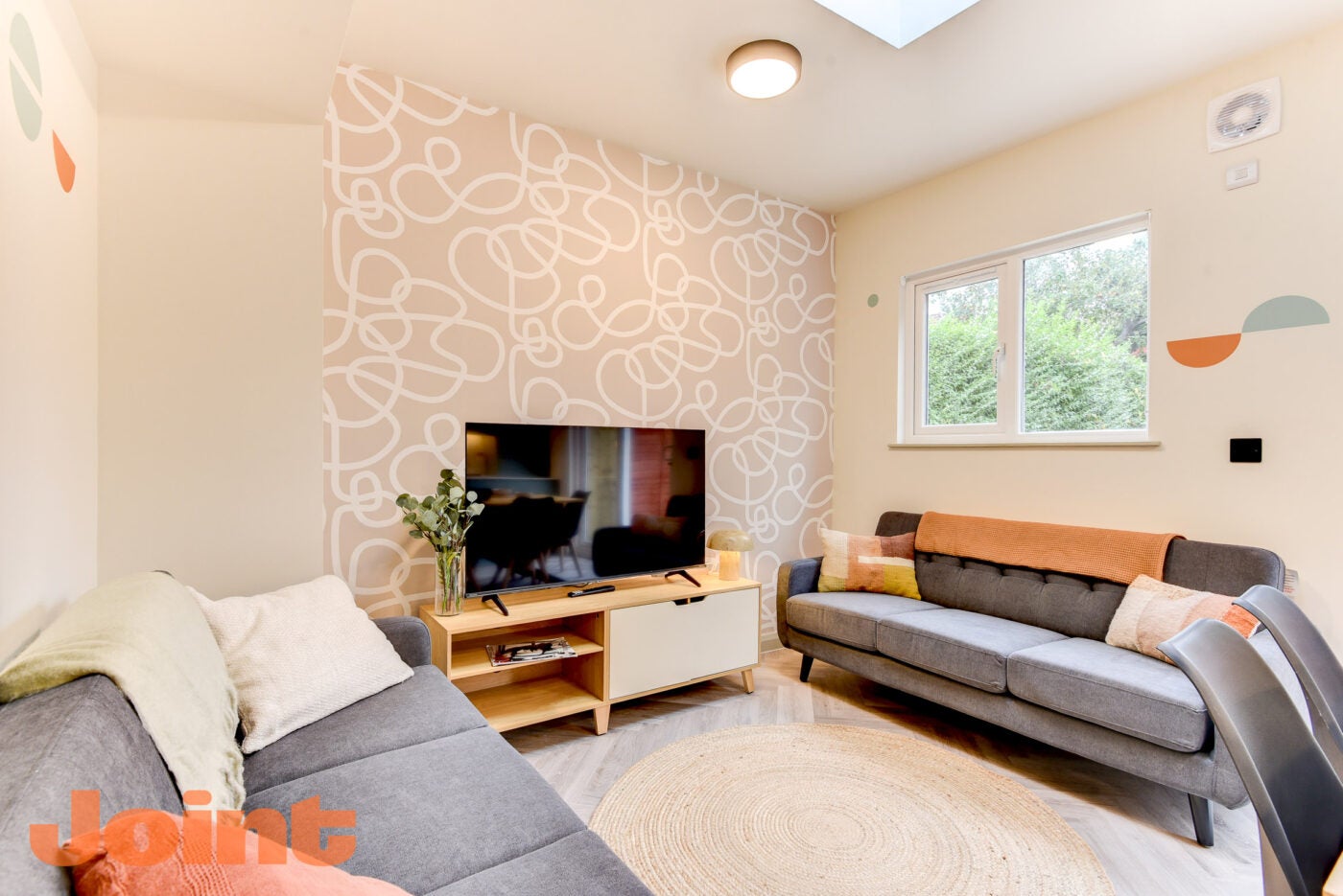 Flat Lydney Road in Bristol