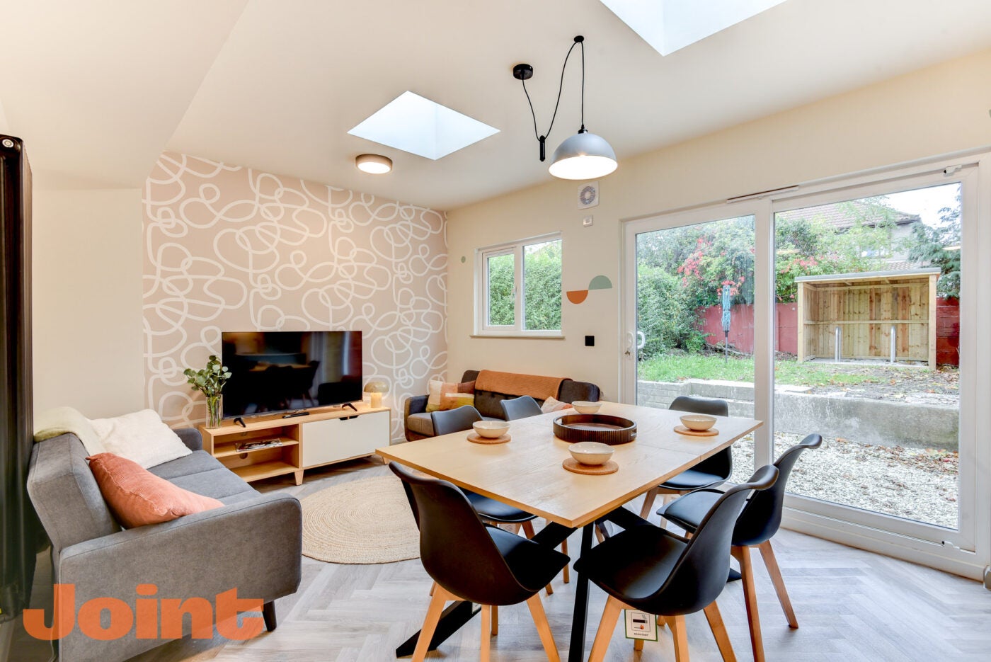 Flat Lydney Road in Bristol