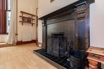 Flat Holburn Street in Aberdeen City