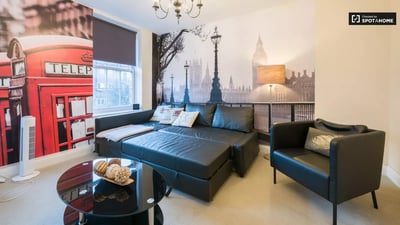 Flat Manciple Street in Greater London