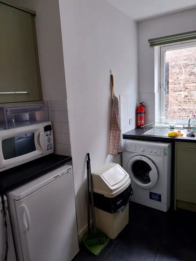 Flat Clerk Street in City of Edinburgh