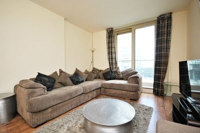 Flat Kensington Apartments in London